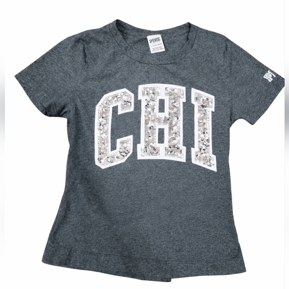 Victoria's Secret Tops - PINK Victoria's Secret Chicago "CHI" scoop neck/crew t-shirt SIZE XS